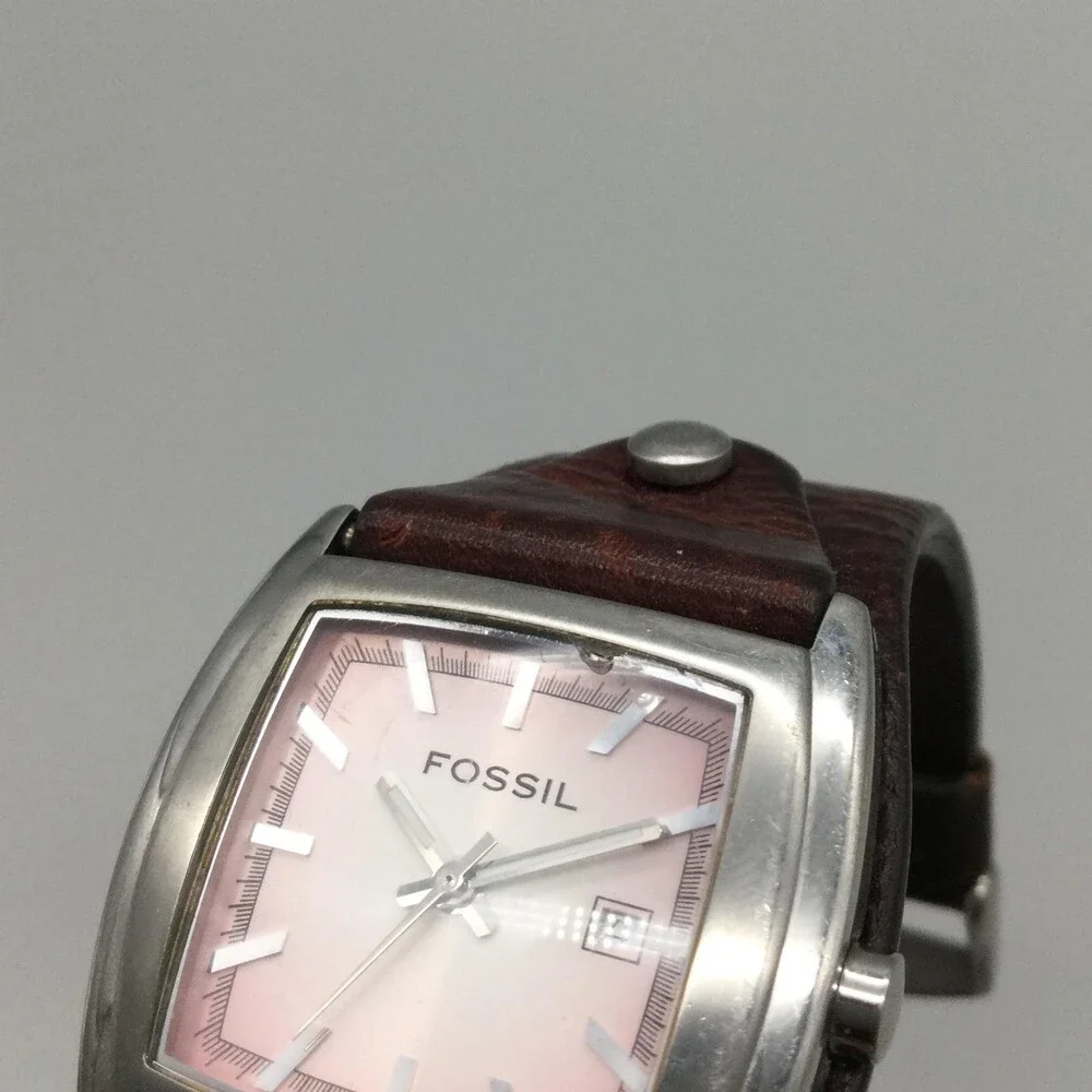 Fossil JR-8389 Womens Watch 33mm Pink Dial Leather Bund Date New Battery
